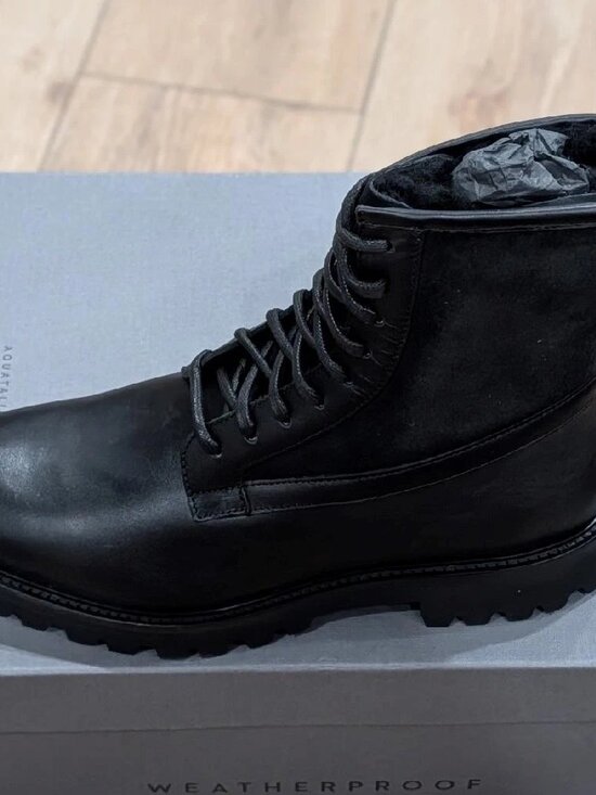 $625 Mens Aquatalia \